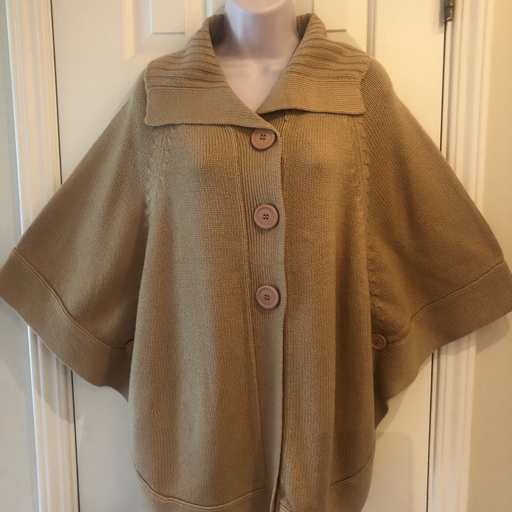 Ladies Tan Poncho Sweater/Jacket. By Debbie Morgan. Size OSF